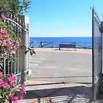 Terrazza Lungomare, E Sei In Spiaggia... Apartamento Cala Gonone