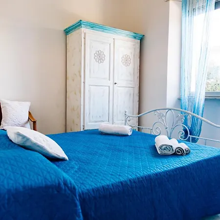 Terrazza Lungomare, E Sei In Spiaggia... Apartamento *