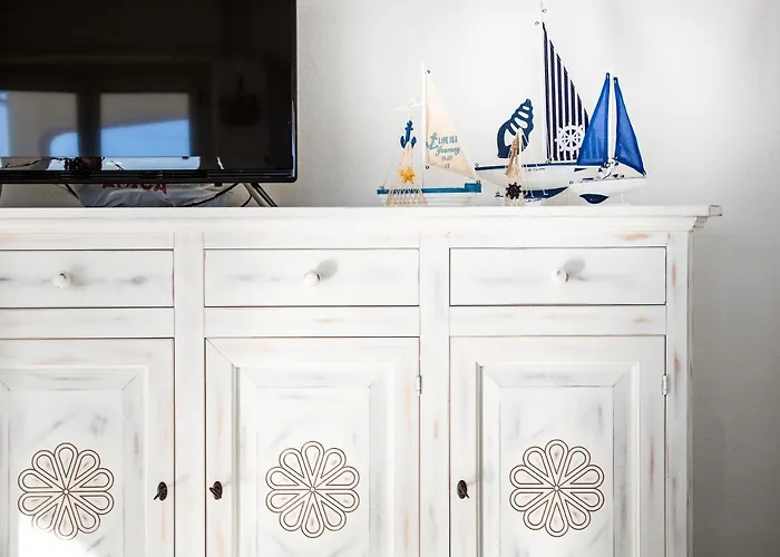 Terrazza Lungomare, E Sei In Spiaggia... * كالا غونوني