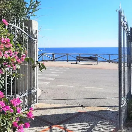 Terrazza Lungomare, E Sei In Spiaggia... Διαμέρισμα Cala Gonone