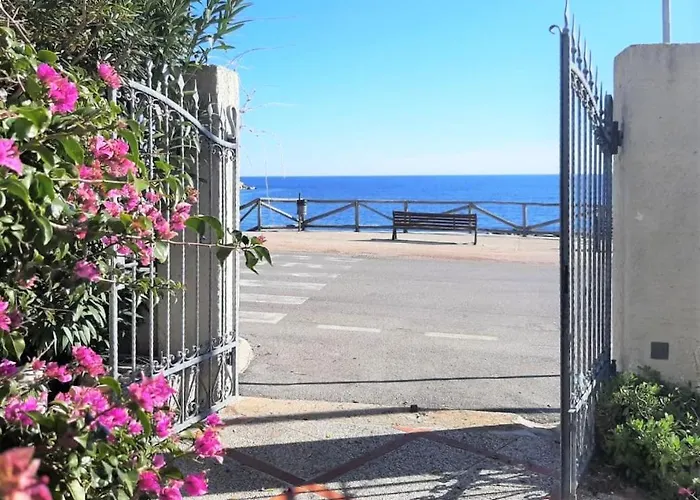 Terrazza Lungomare, E Sei In Spiaggia... Daire Cala Gonone
